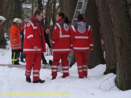 Unterstützung der Feuerwehr Wrestedt durch dieTauchschule Schulz. Vielen dank an Holger (dem Opfer) !